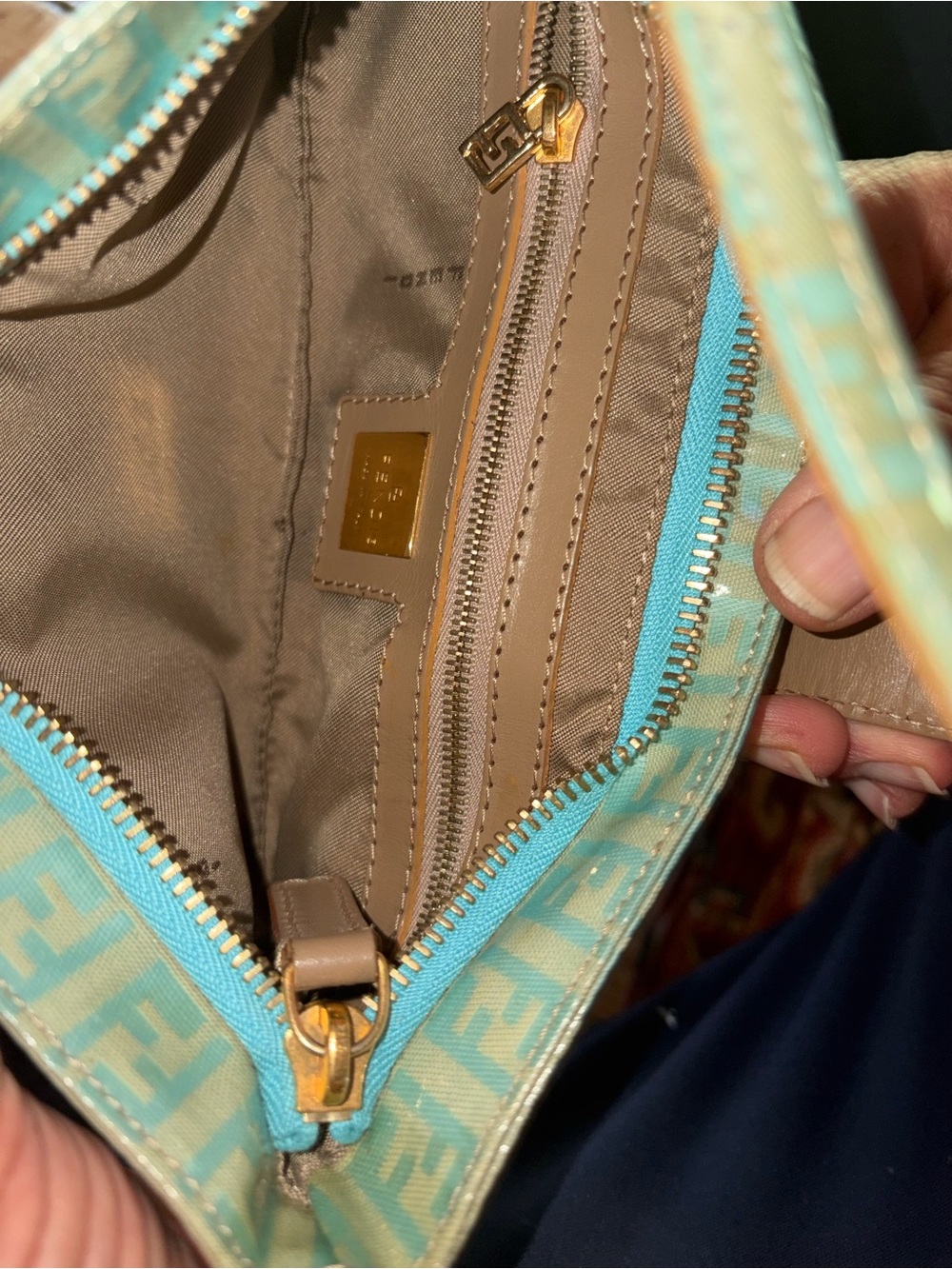 Fendi cigarette style handbag - Picture 5 of 7